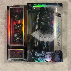 Doll  shadow high with Black and White Outfit